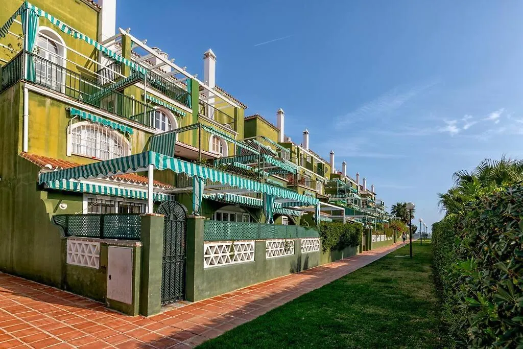 Duplex En Guadalmar Junto Al Mar Lägenhet Málaga 0*,